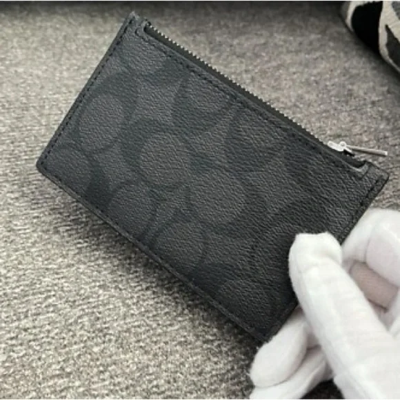 Black Coach Leather Mini Skinny
ID Card Case Unisex and Bag Charm  (NWT) - Picture 3 of 5